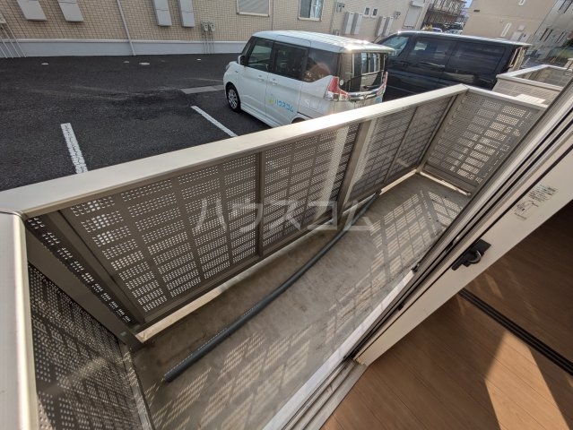 14/23 バルコニー