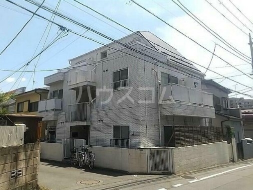 18/19 エントランス