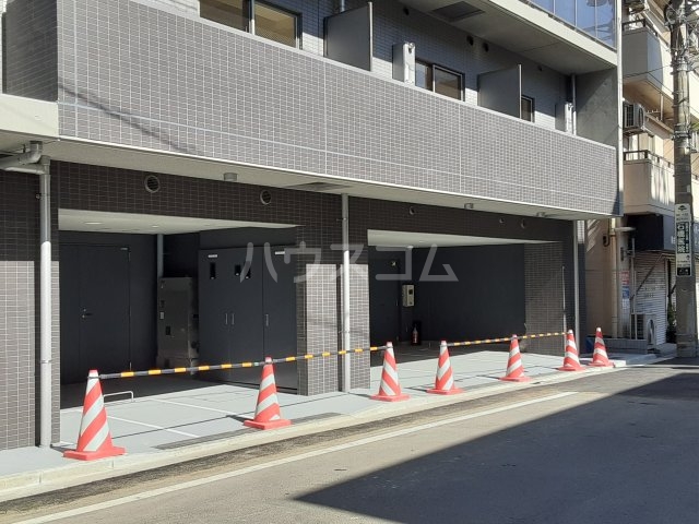 28/30 駐車場