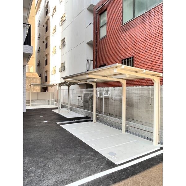 16/26 エントランス