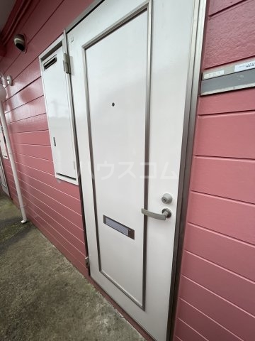 19/27 エントランス