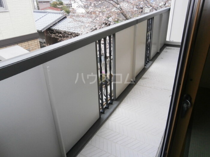 23/29 バルコニー