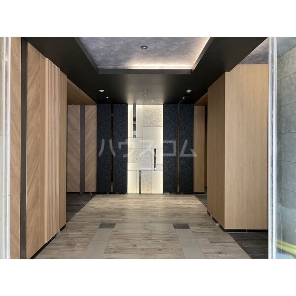 15/24 エントランス