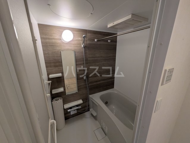 24/26 エントランス