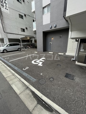 21/30 駐車場