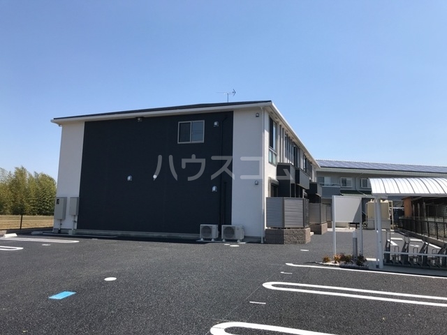 16/21 駐車場