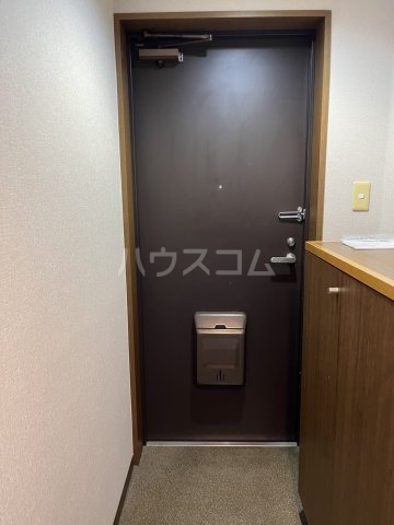 13/30 玄関