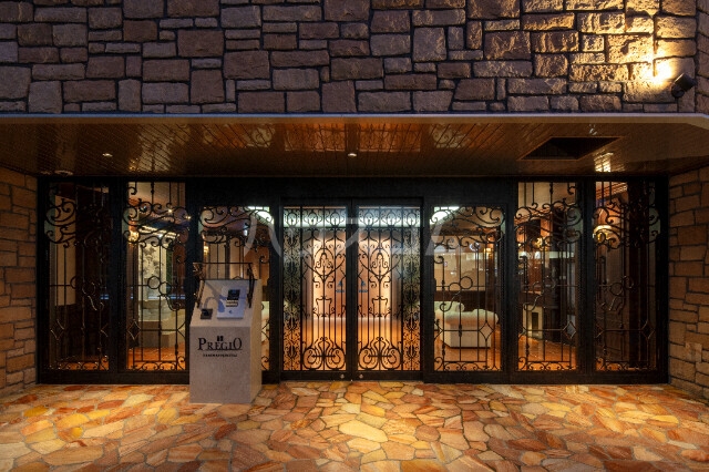 19/28 エントランス