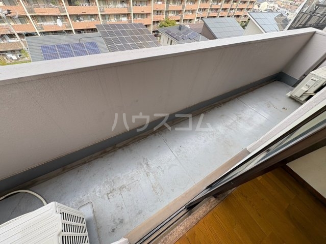 20/30 バルコニー