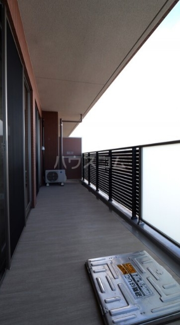 17/30 バルコニー