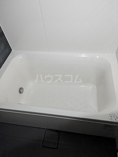 17/30 浴室