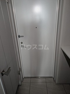 13/30 玄関