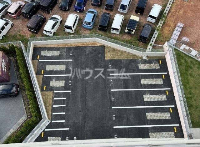 21/23 駐車場