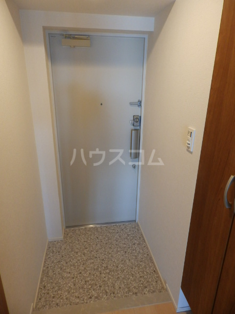 13/30 玄関