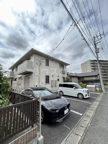 28/30 駐車場