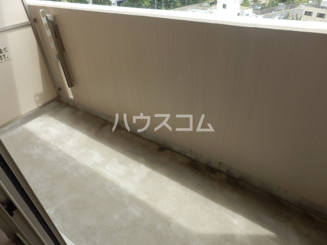 17/27 バルコニー