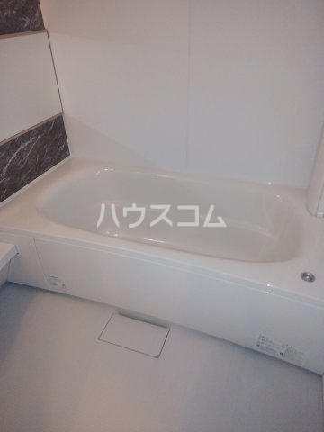 14/30 浴室