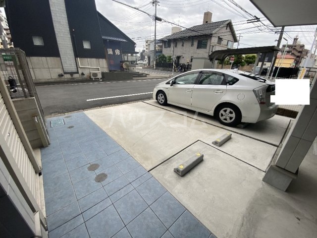 22/30 駐車場