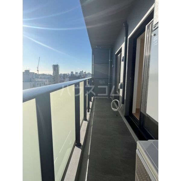 13/20 バルコニー