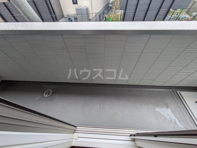 16/27 バルコニー