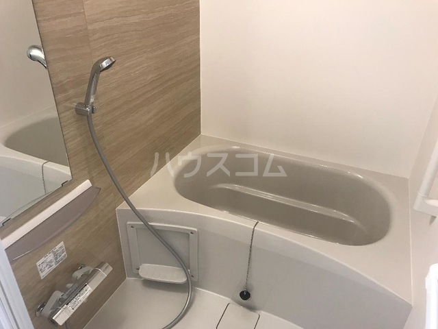 18/30 浴室
