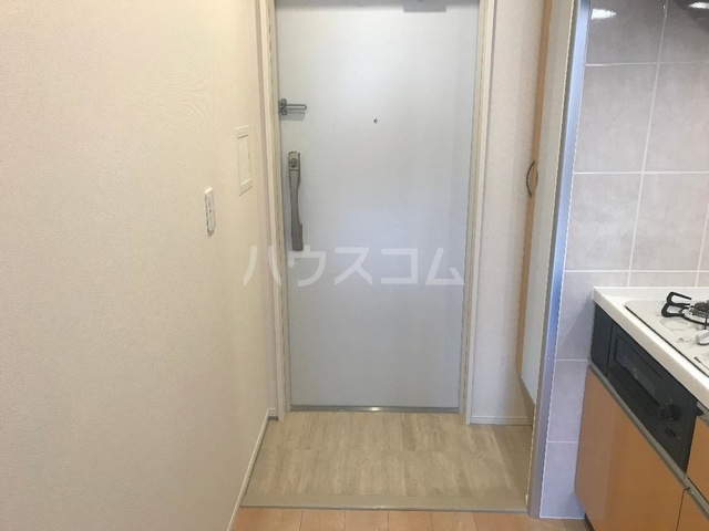 13/30 玄関