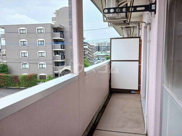 23/30 バルコニー
