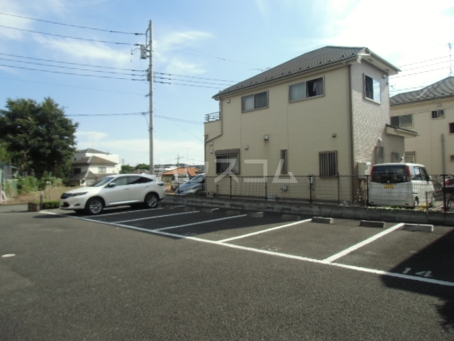 21/24 駐車場