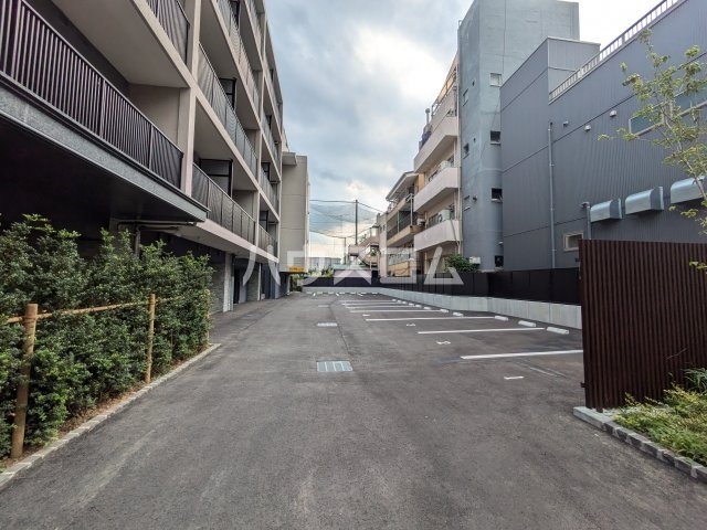 21/30 駐車場