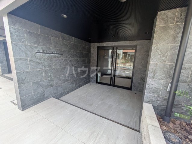 29/30 エントランス