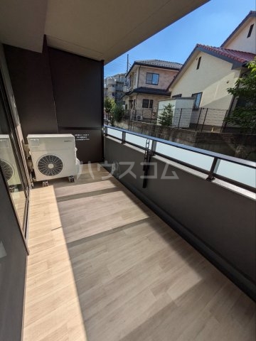 20/30 バルコニー