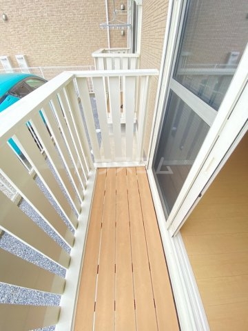 19/28 バルコニー