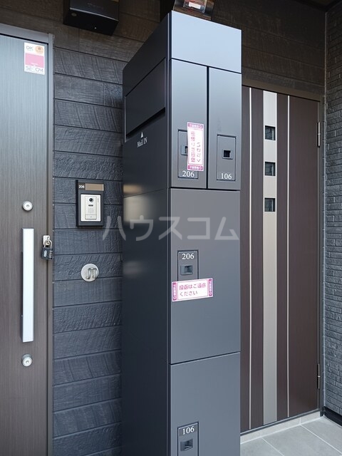 14/20 エントランス