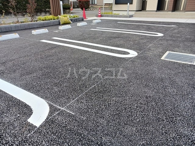 19/25 駐車場