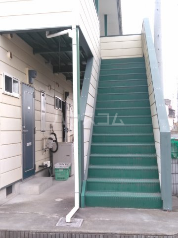 19/22 エントランス