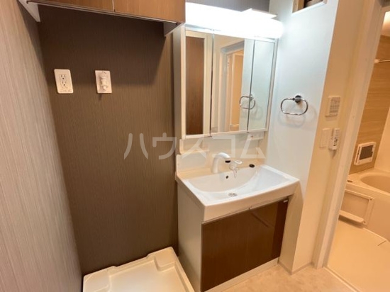 13/19 洗面