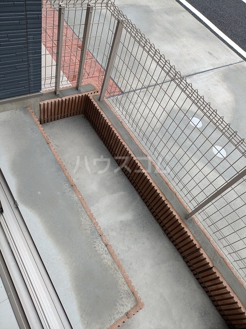 21/29 バルコニー