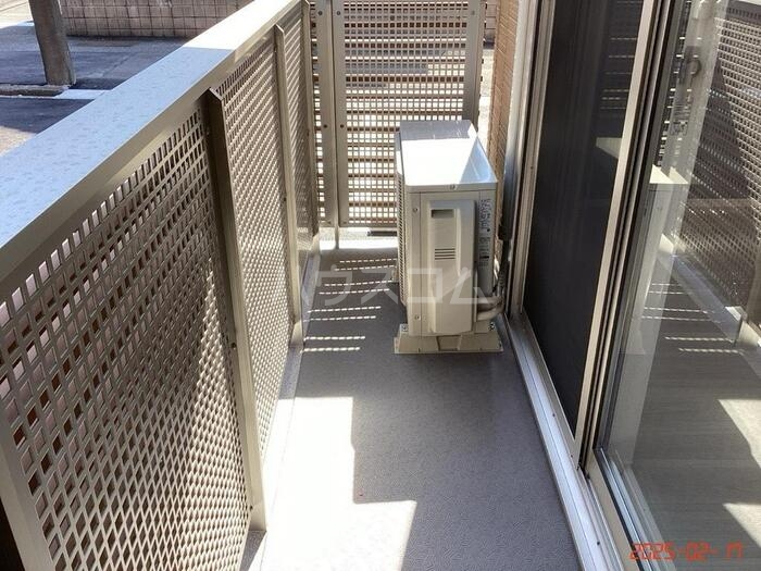 18/23 バルコニー