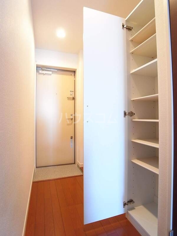5/23 玄関