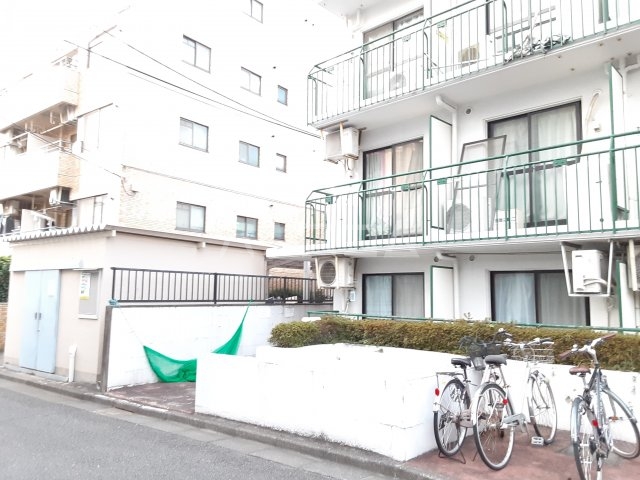 2/25 外観