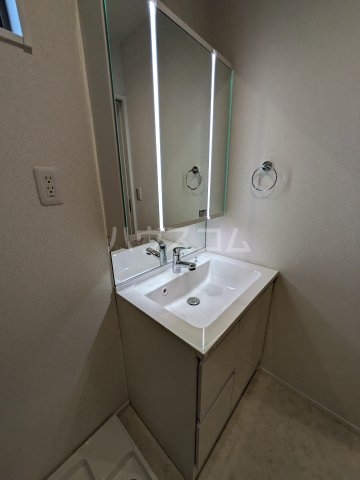 18/23 洗面