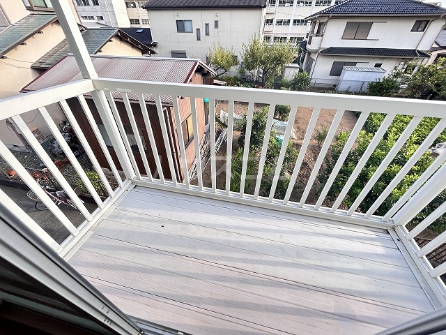 19/26 バルコニー
