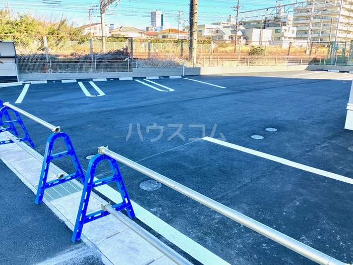 16/17 駐車場