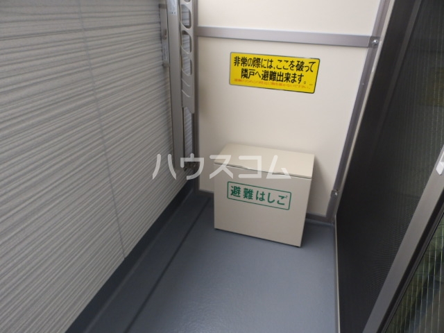 21/30 バルコニー