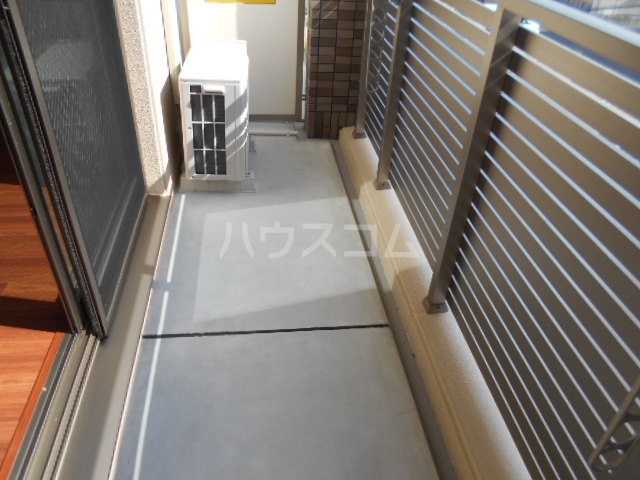 14/27 バルコニー