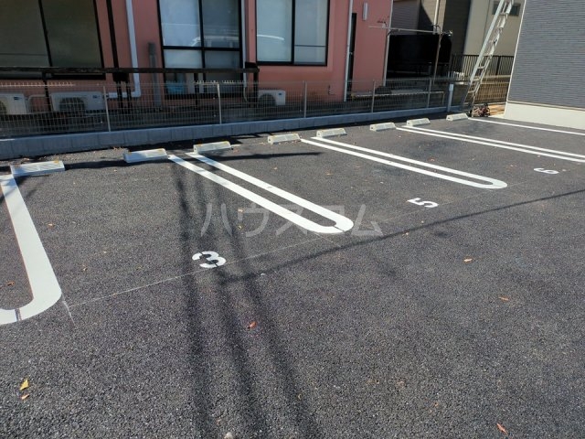 2/10 駐車場