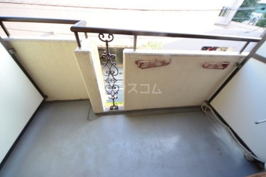 13/27 バルコニー