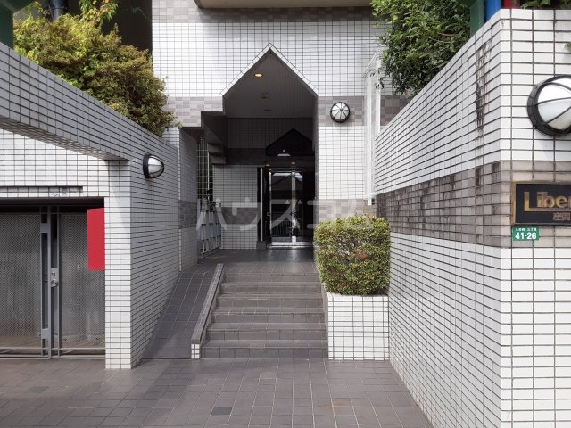 29/30 エントランス