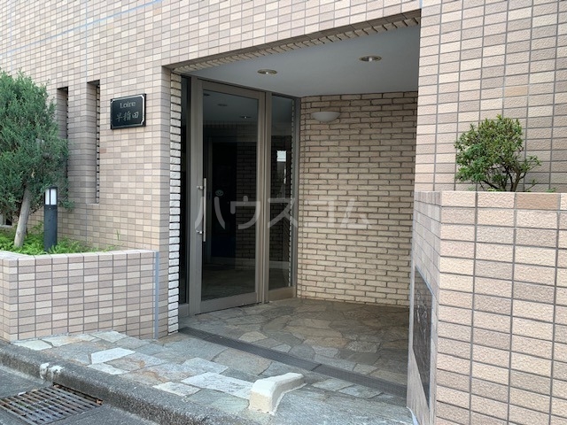 17/20 エントランス