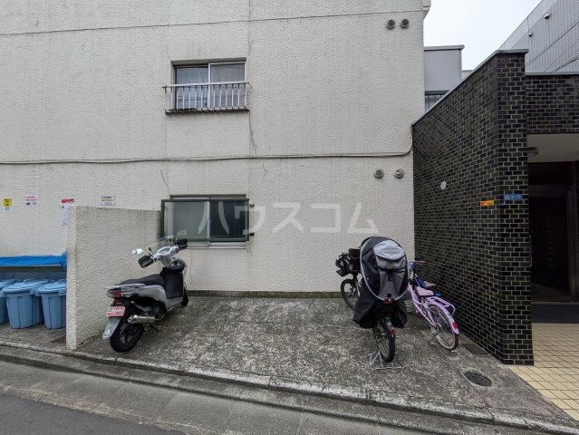 18/26 駐車場